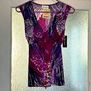 NWT By Choice Women’s Pink and Purple Patterned V-Neck Blouse Size Medium